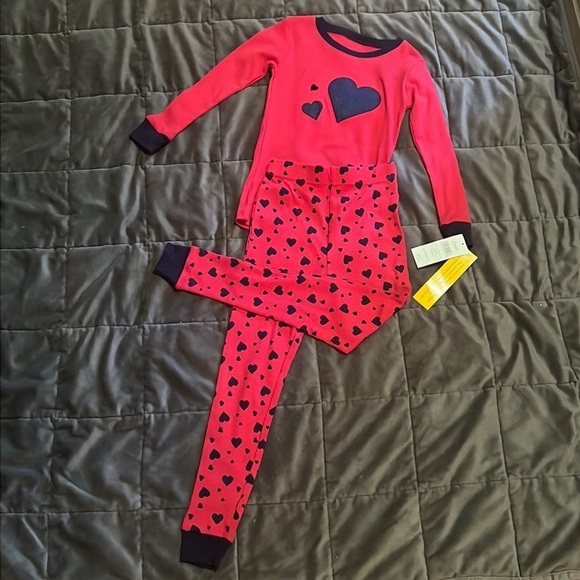 Leveret Red and black hearts two piece set. - Picture 8 of 8